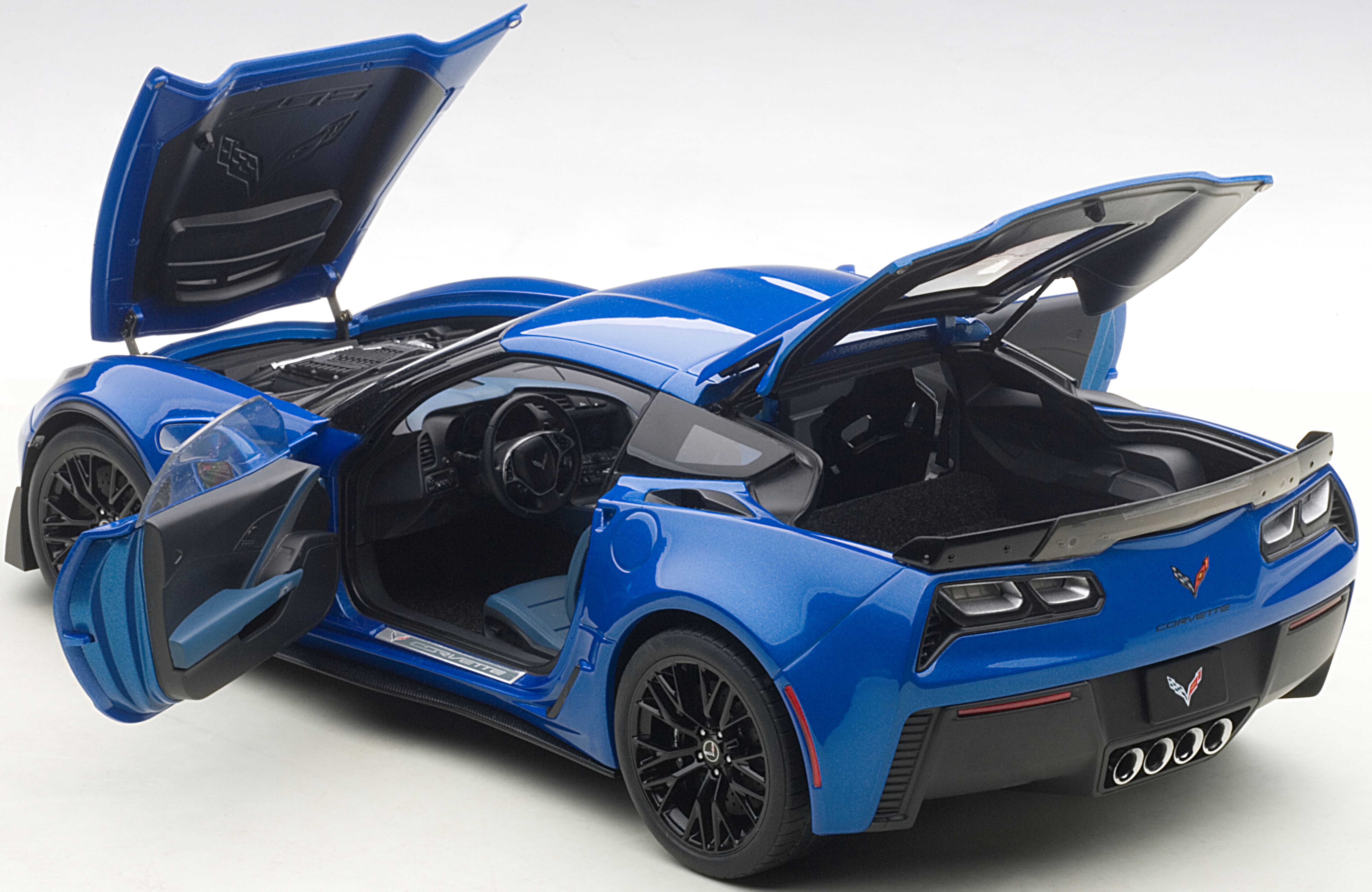 71265 Chevrolet Corvette C7 Z06 blau