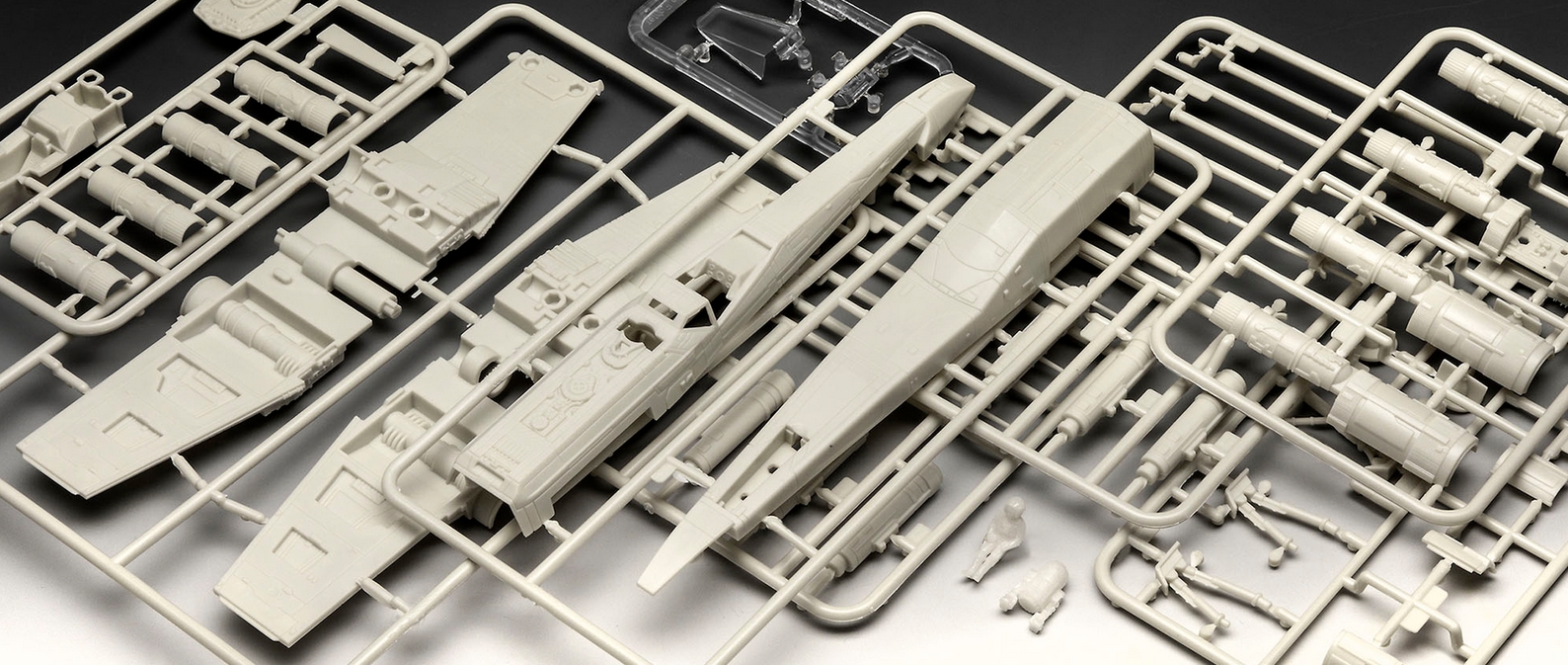 Revell 06790 The Mandalorian: X-wing of Carson Tevi