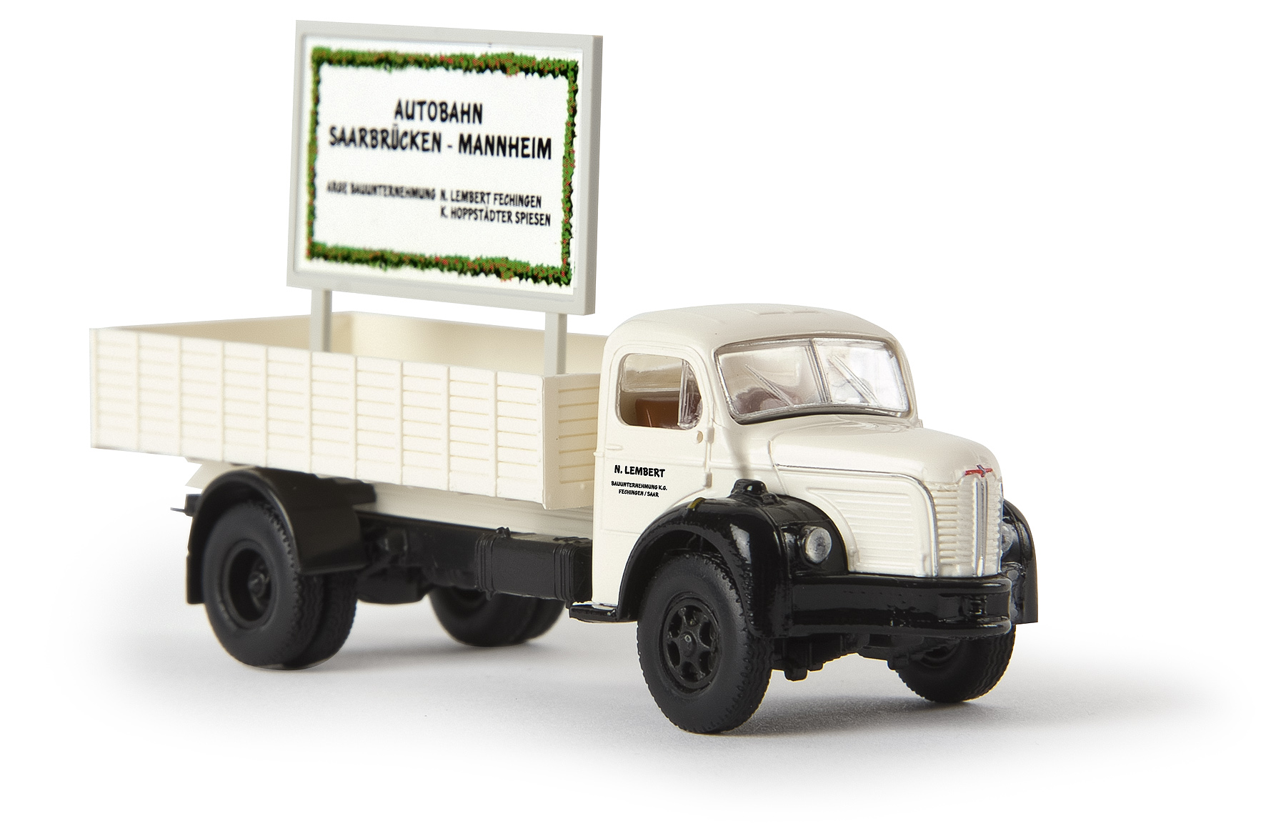 85325 Berliet GLR8 m. Infotafel  Autobahn