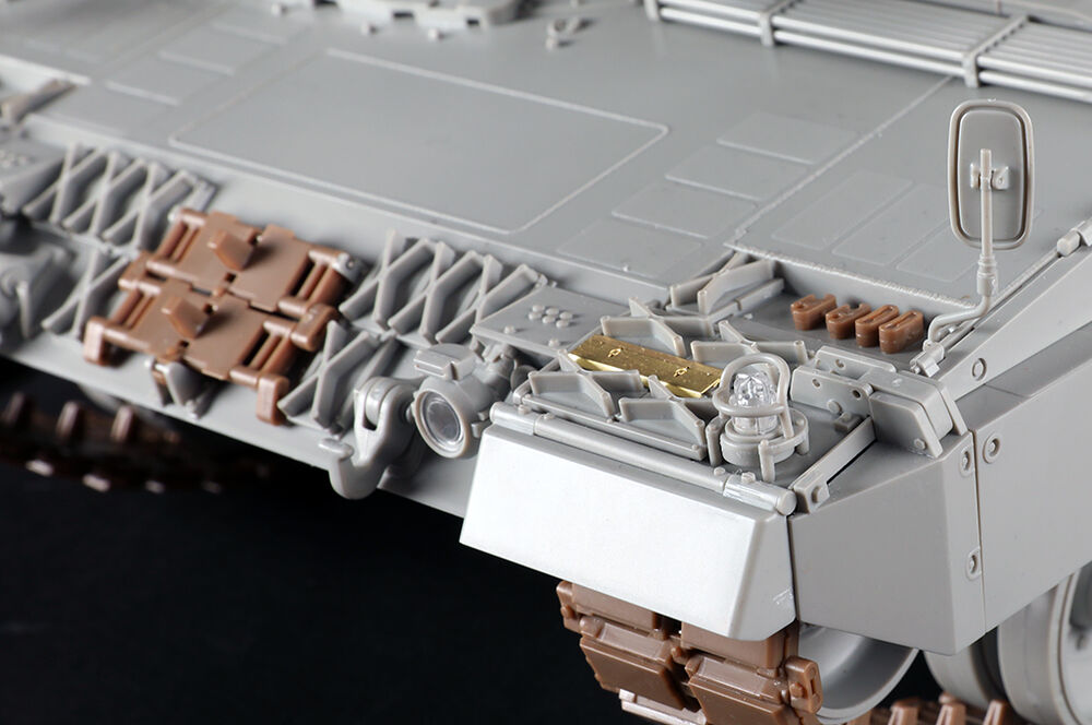 Trumpeter 750966 Leopard 2A6 MBT