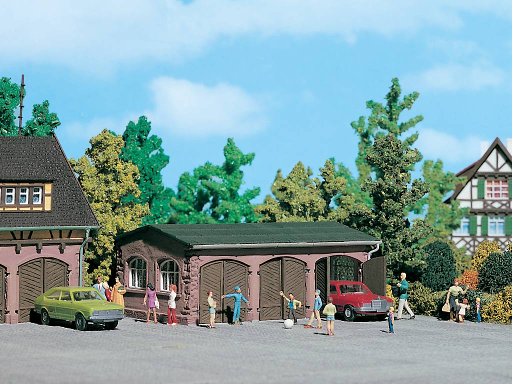 43757 Garage