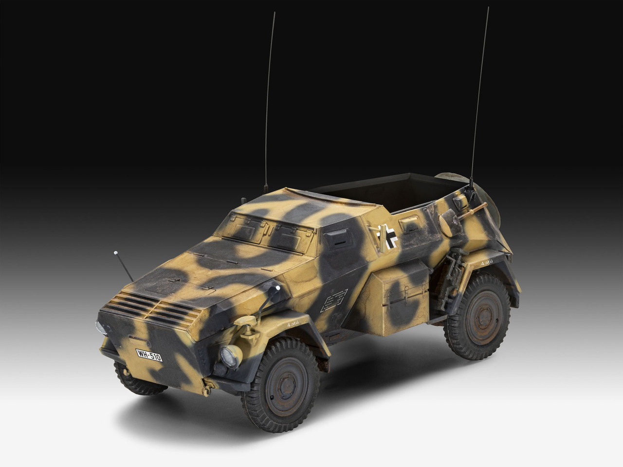 Revell 03335 German Command Armoured Vehicle Sd.Kfz.