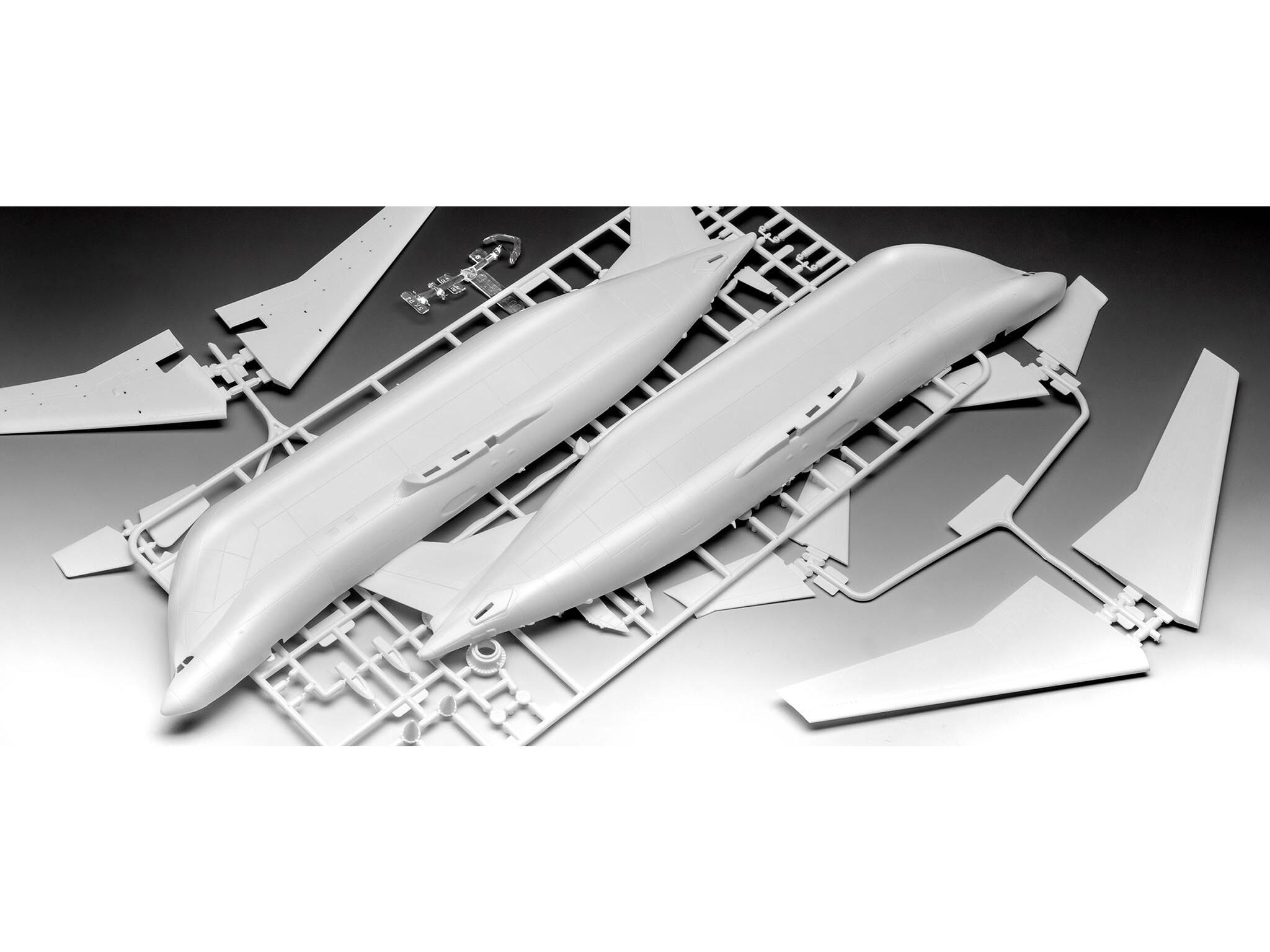 Revell 03817 Airbus A300-800 ST Beluga