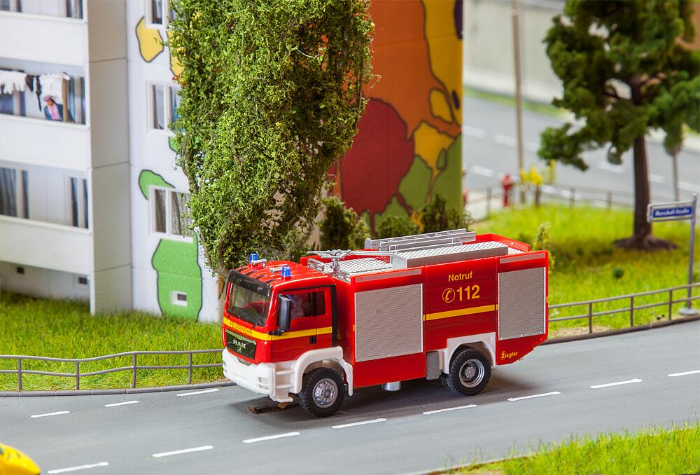161599 MAN TGS TLF Feuerwehr (HERPA)