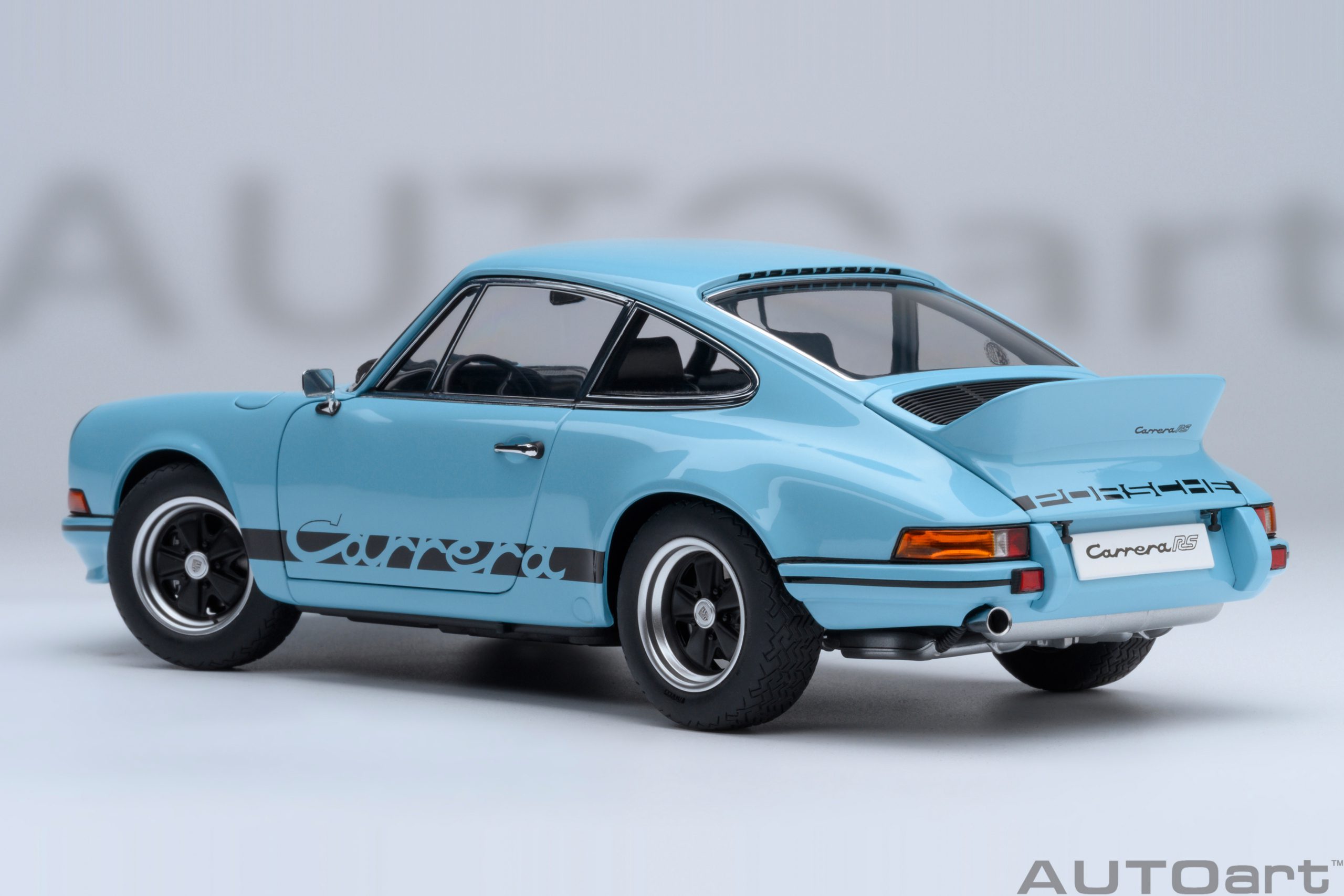 AUTOart 78032 Porsche 911 Carrera RS 2.7 blau (1973)