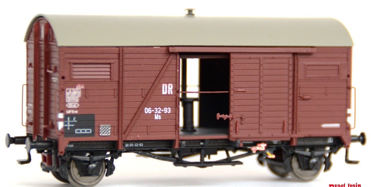 Exact-train 24010 DR gedeckter Güterwagen Ms Ep.3b