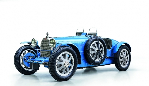 Italeri 4713 Bugatti 35B Roadster