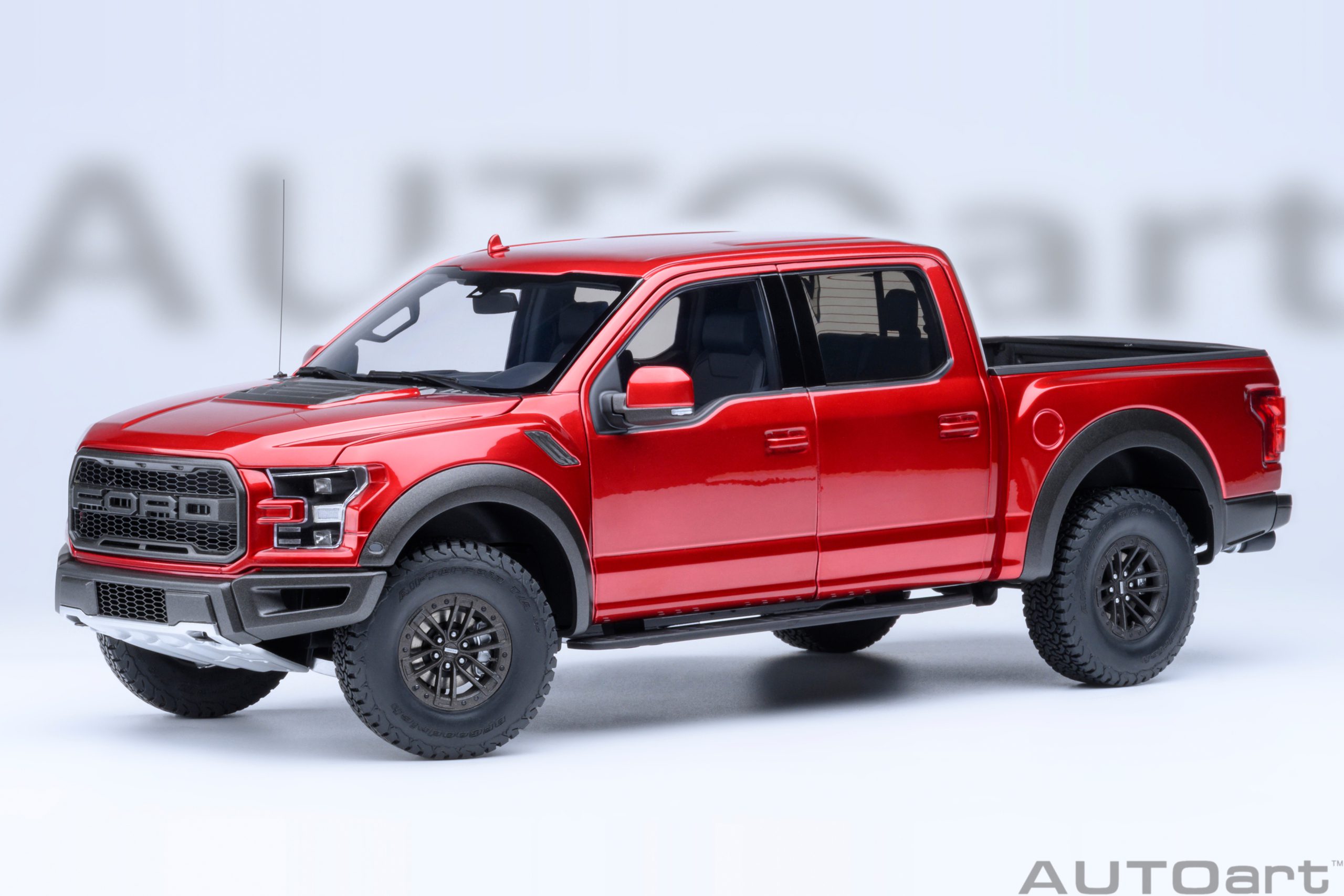 72948 Ford F-150 Raptor Supercrew 2017 rot