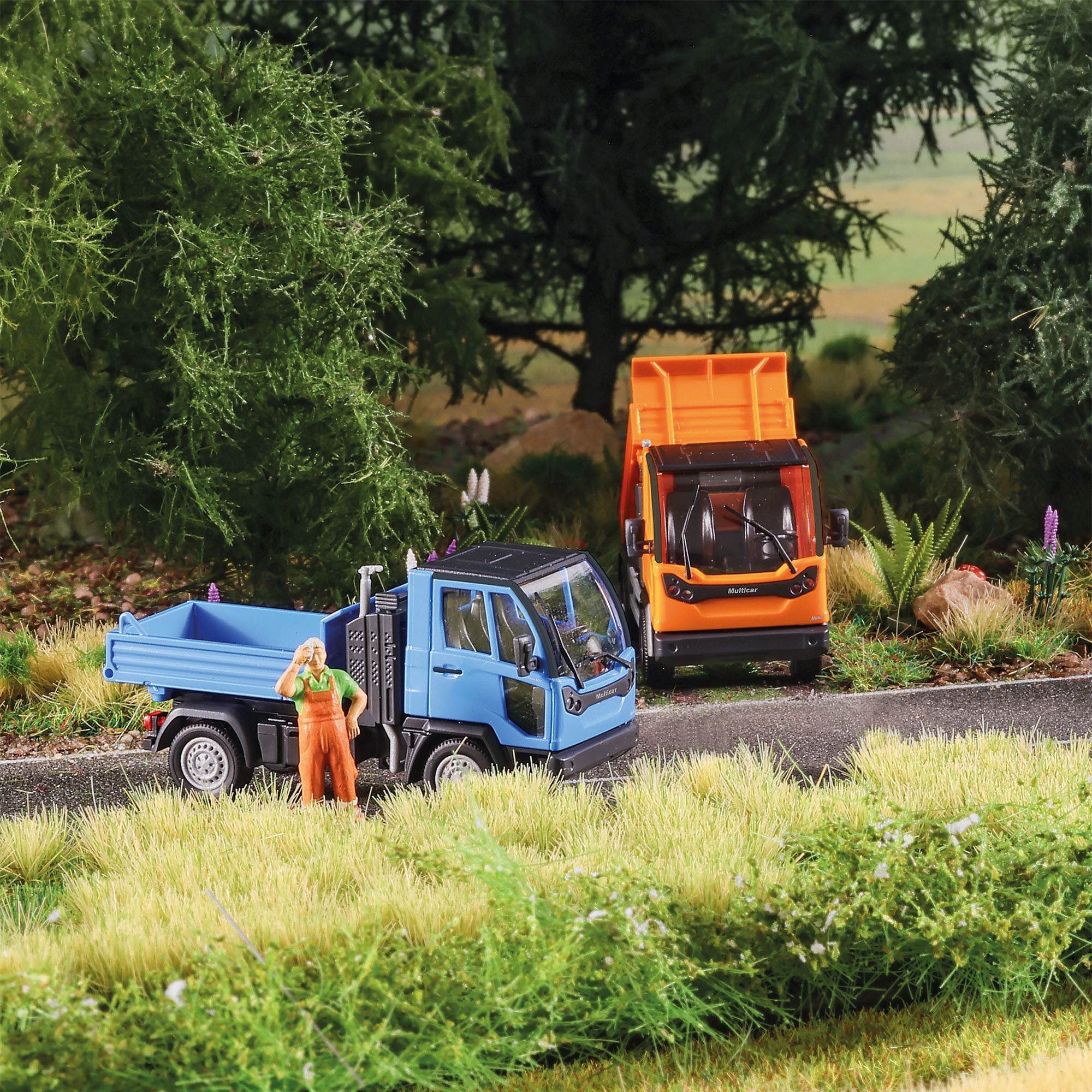 Busch Autos 54701 Multicar M31 Kipper blau (2017)