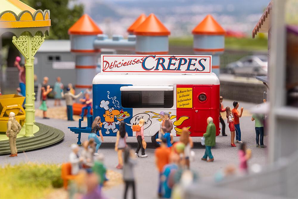 182301 Verkaufswagen Crêpes