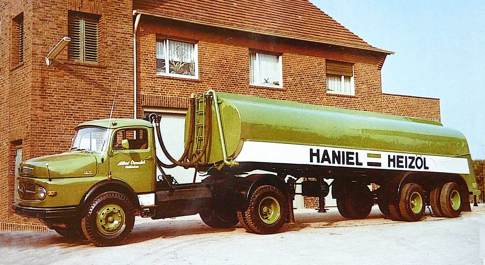 Podszun 1227 Jahrbuch: Lastwagen 2027