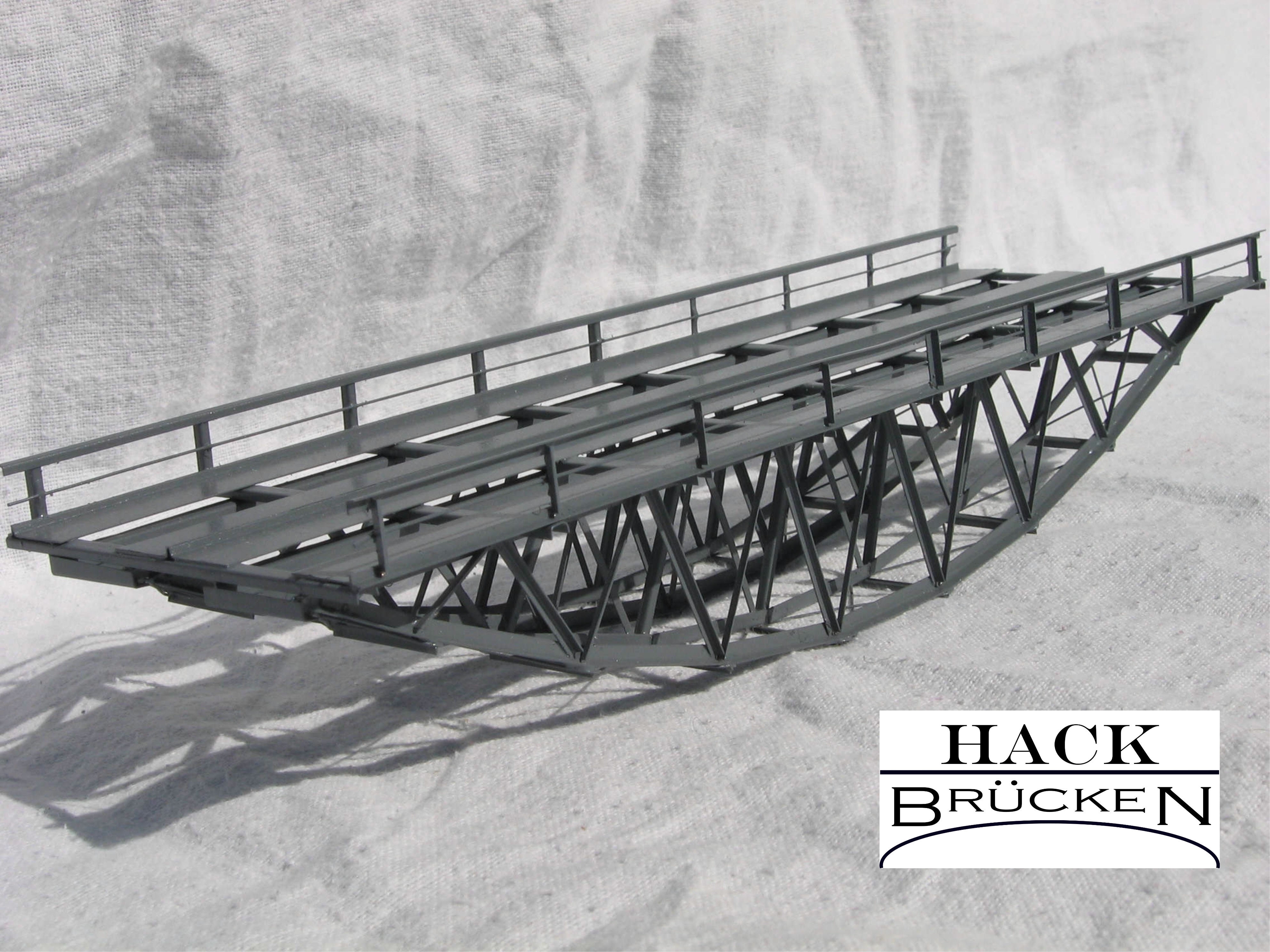 Hack BN24 Fischbauchbrücke