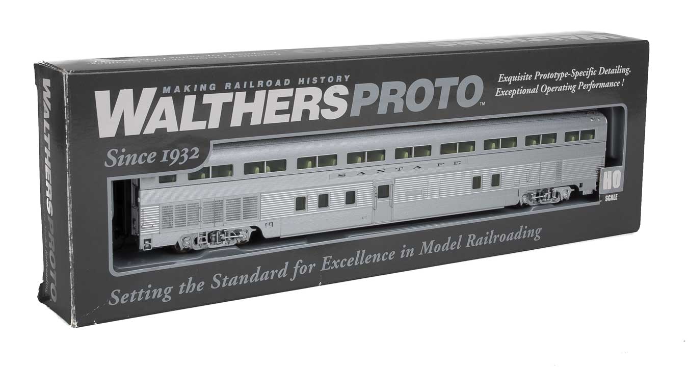WalthersProto 9605 ATSF Personenwagen