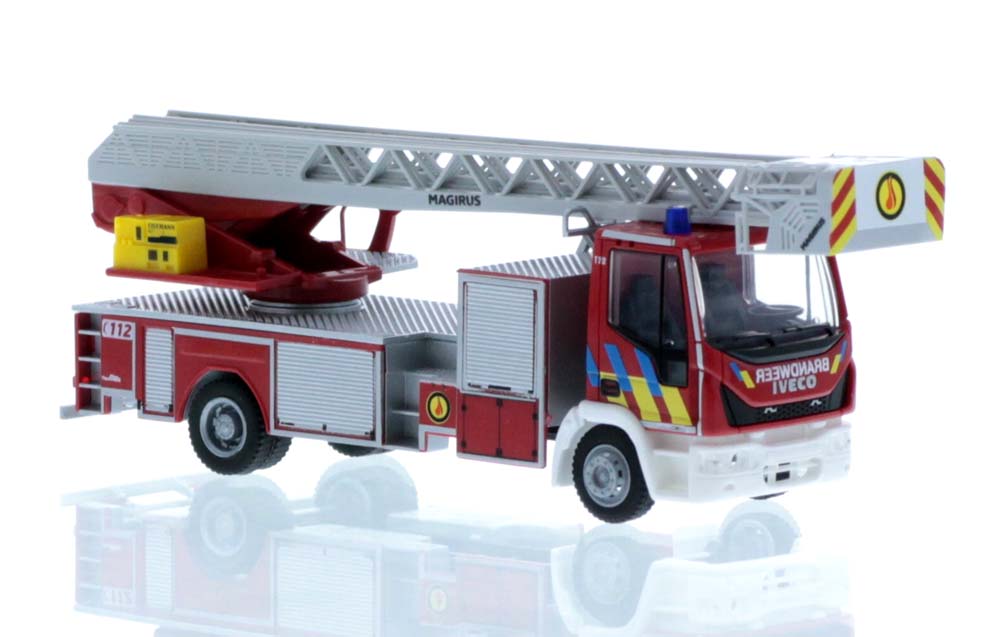 68589 Magirus DLK ´18 Brandweer Turnhout  (B)