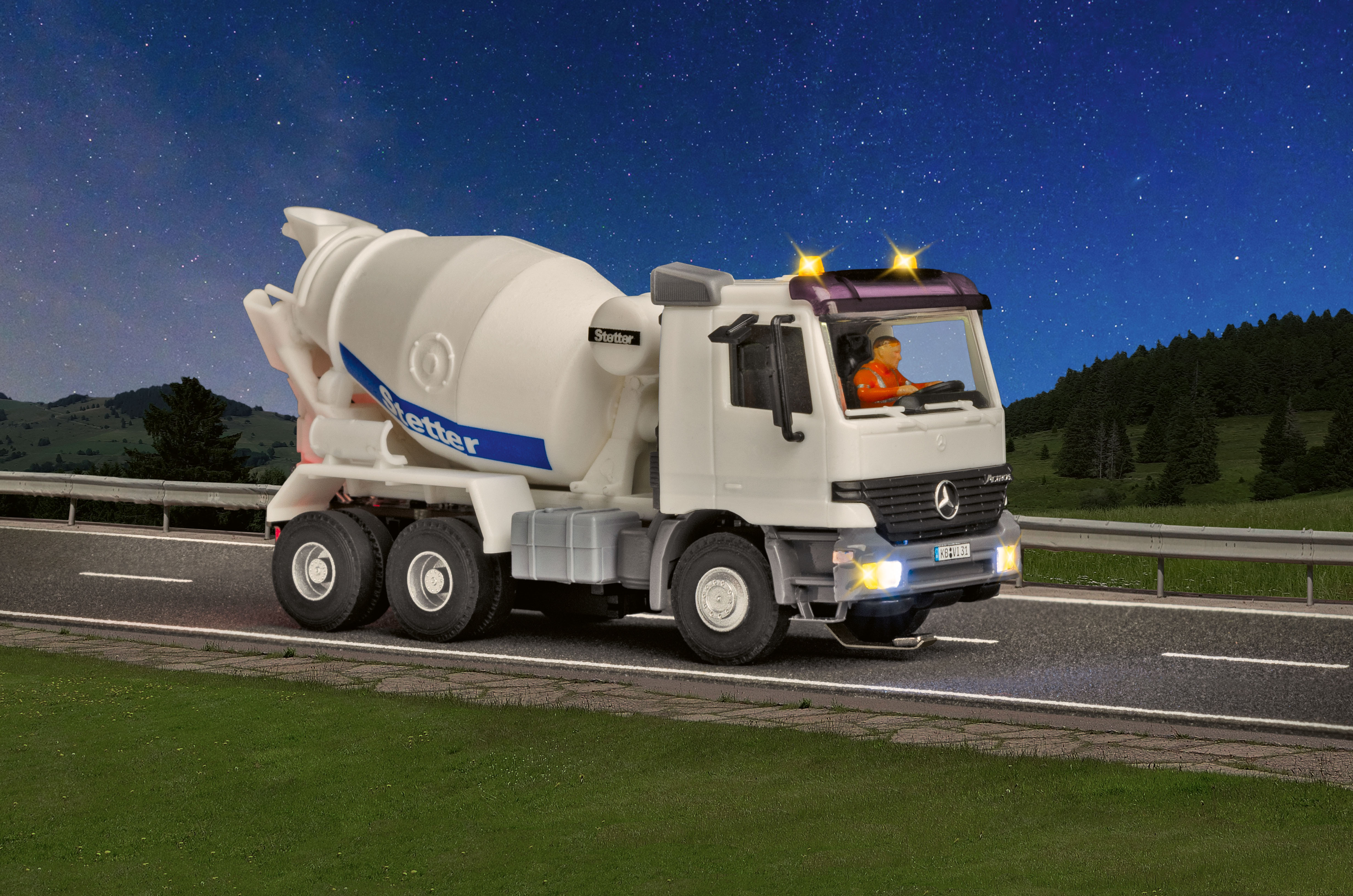 Viessmann 8031 CarMotion: MB Actros Betonmisch-Lkw