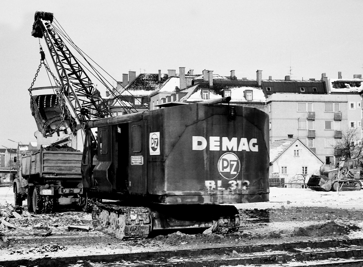 Podszun 1051 Jahrbuch Baumaschinen 2023