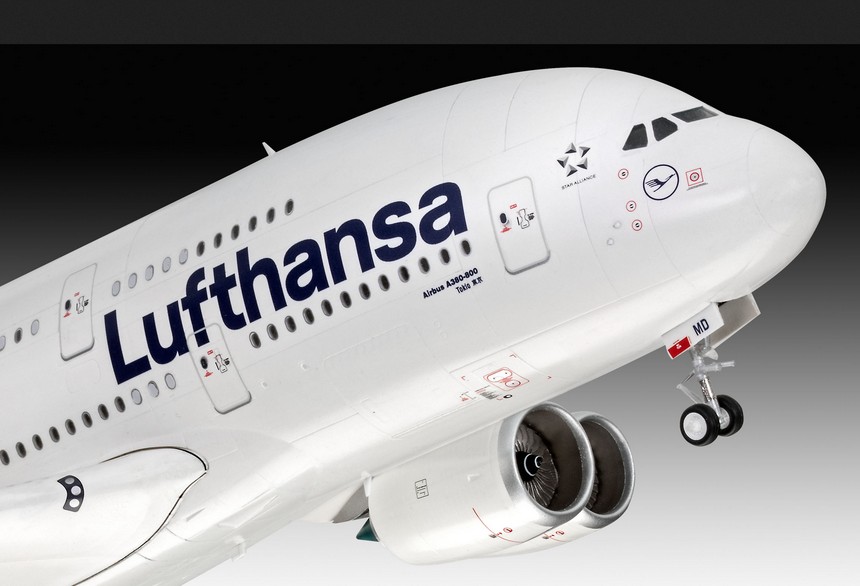 Revell 03872 Airbus A380-800 Lufthansa  New Livery