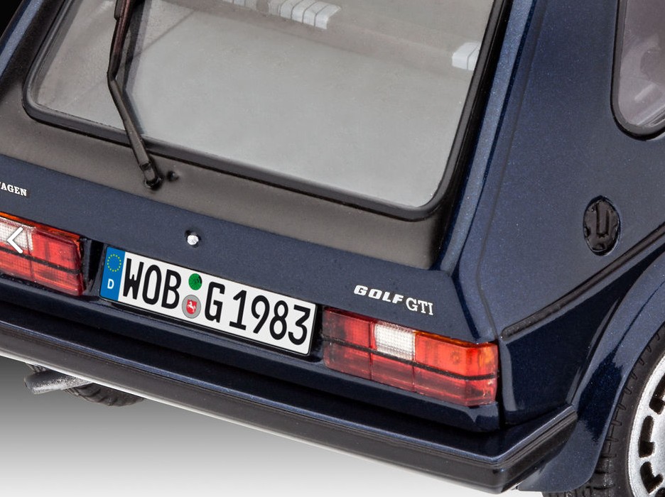 Revell 05694 35 Years VW Golf I GTI Pirelli