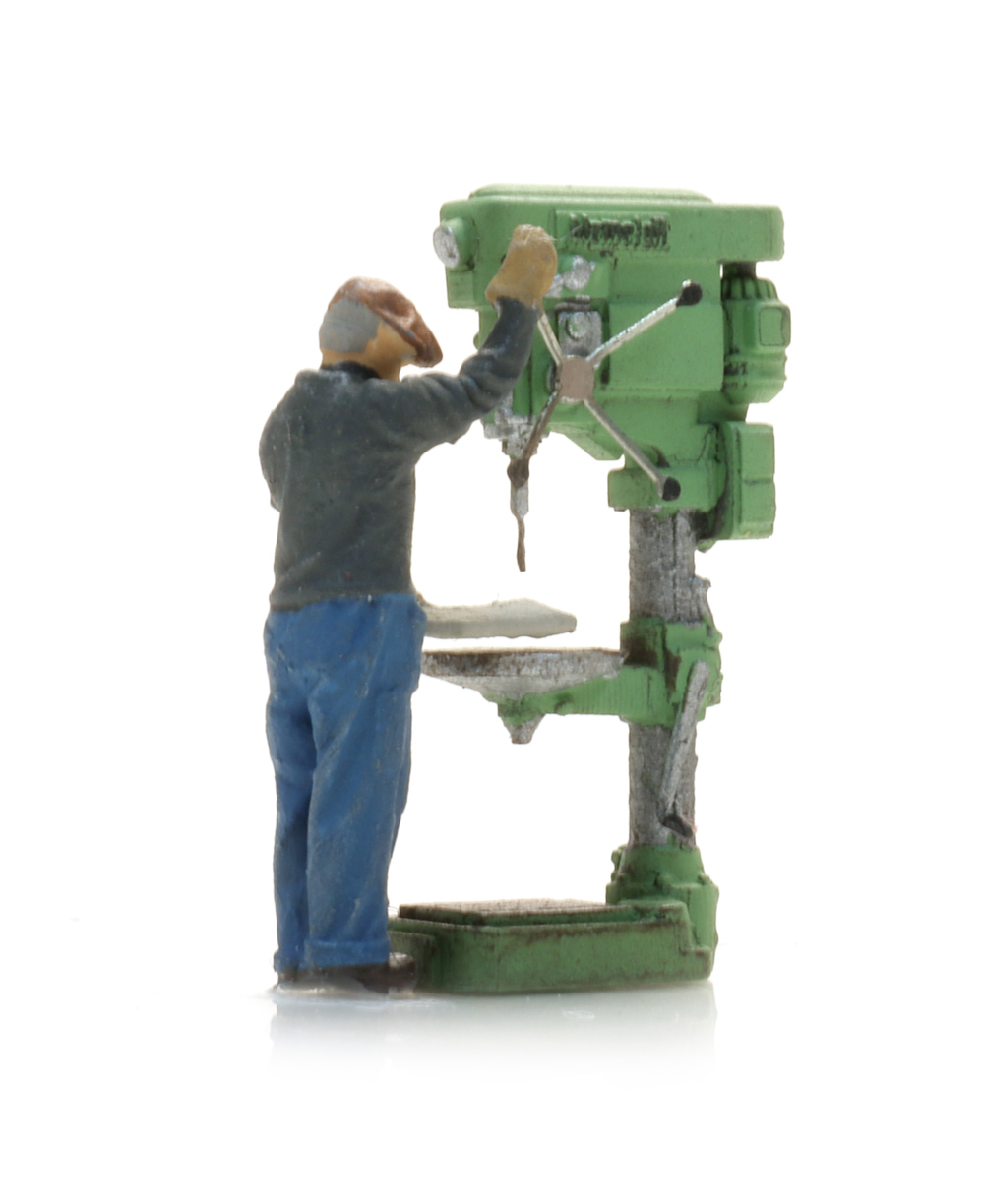 312.050 Säulenbohrmaschine mit Figur