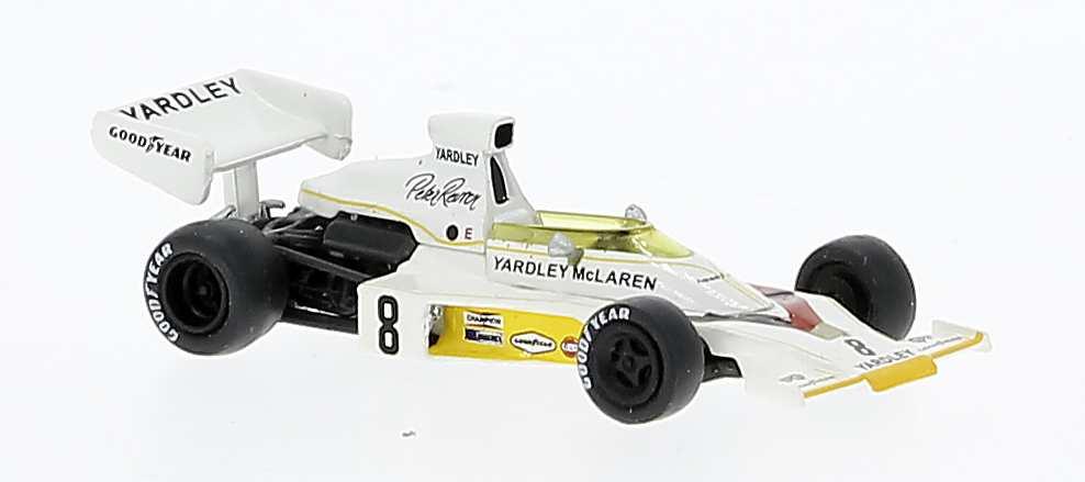 22955 McLaren M23 #8 Yardley von Peter Revso