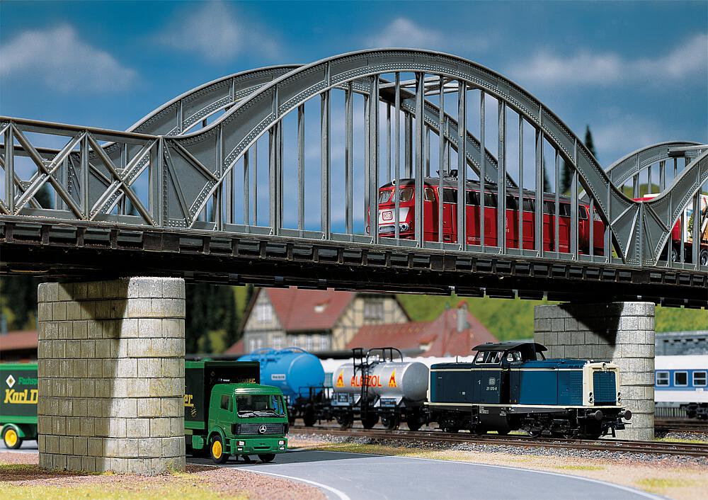 120536 Stabbogenbrücke