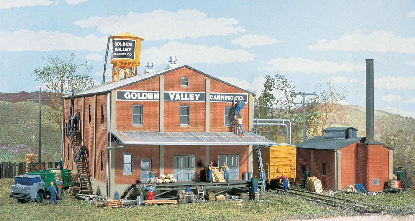 Walthers 3018 Golden Valley Canning Co