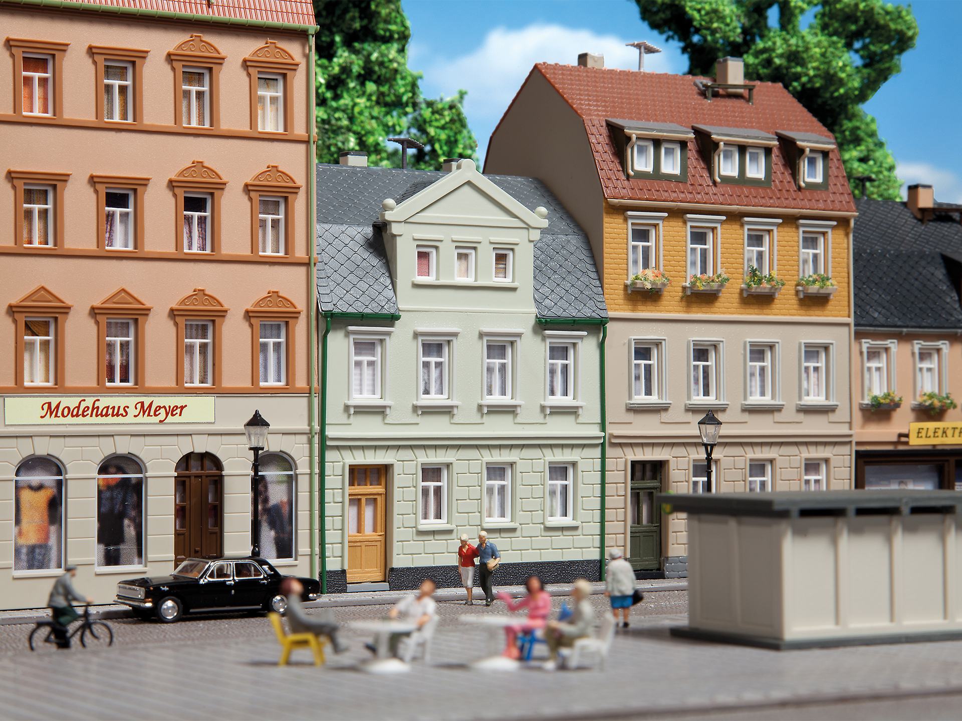12250 Wohnhaus Nr.1