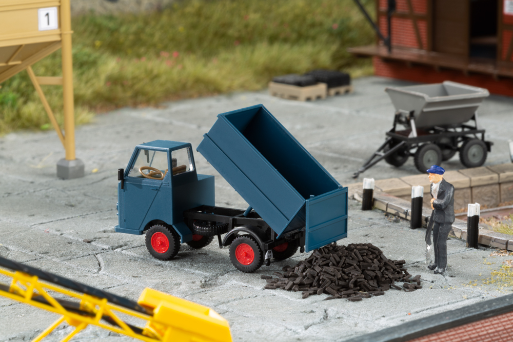 Auhagen 41676 Multicar M22 Hochbordkipper mit Kipplore