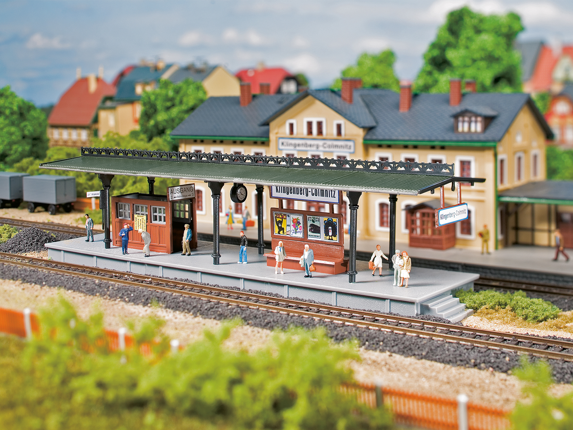 13221 Bahnsteig