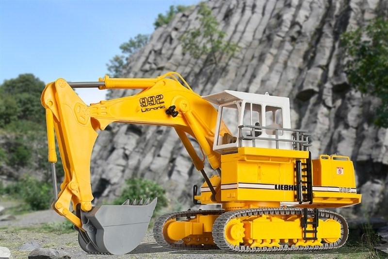 Kibri 11278 Liebherr R 992 Litronic mit Tieflöffel