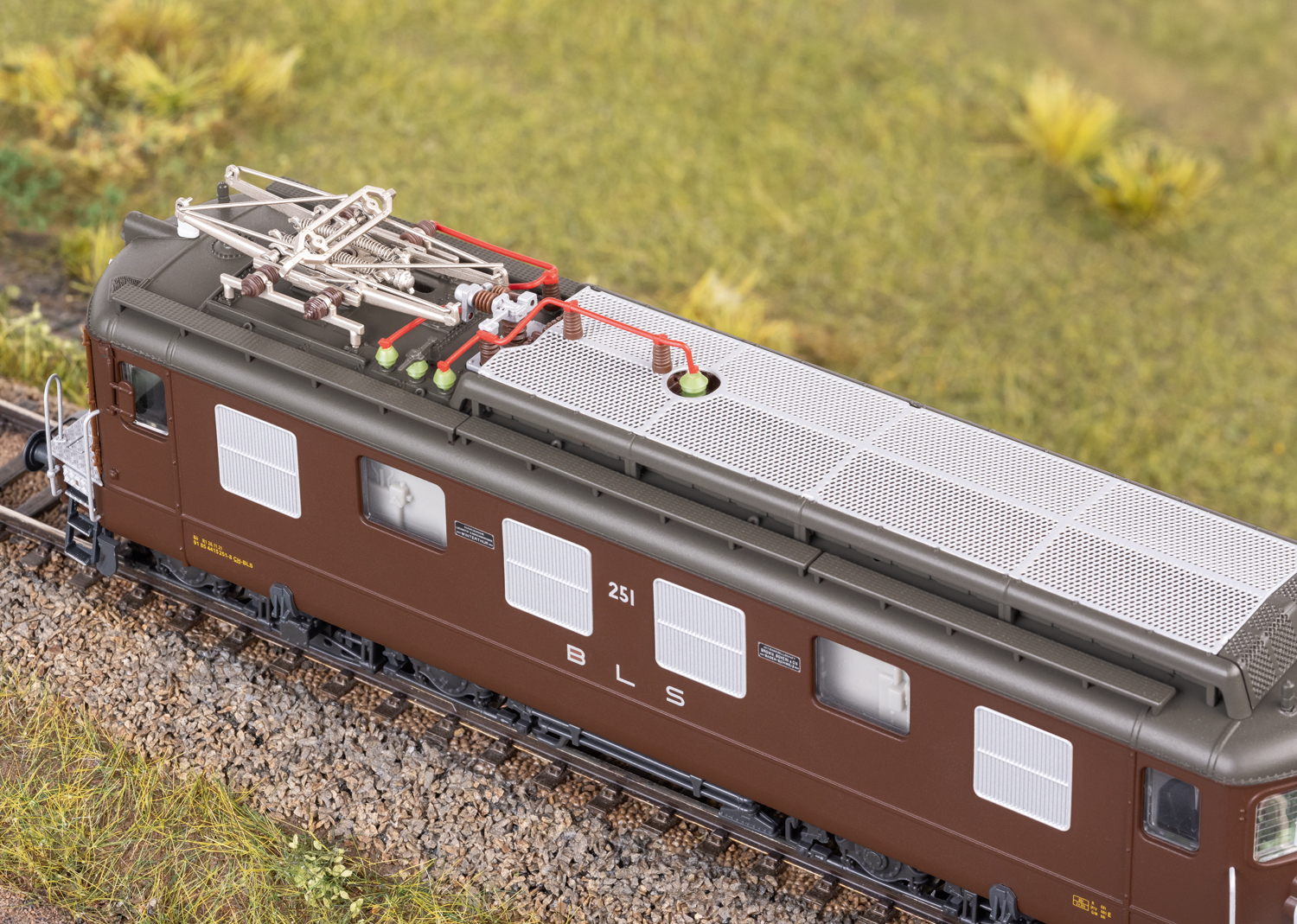 Märklin 38044 BLS E-Lok Ae 4/4 Ep.6