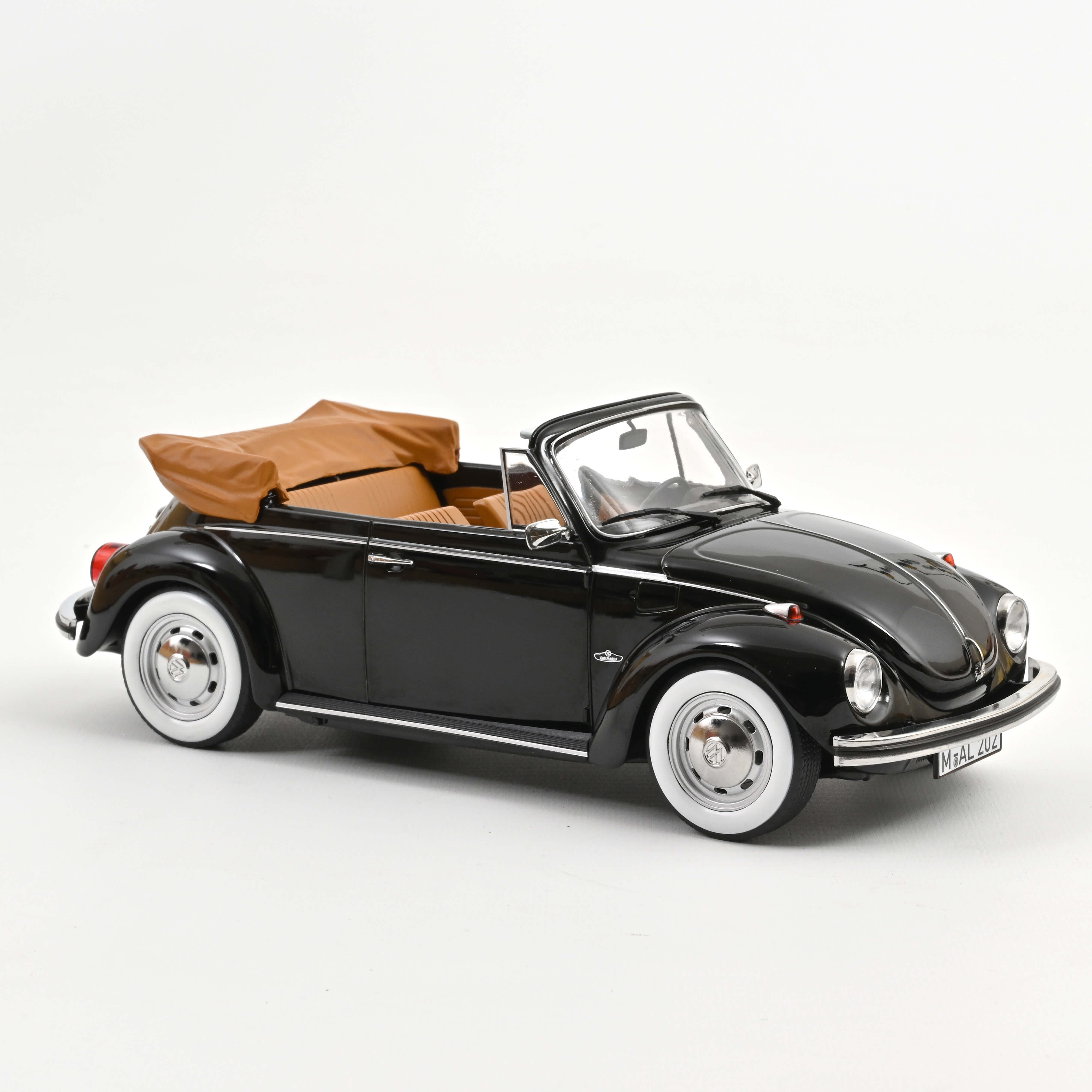 Norev 188533 VW 1303 Cabriolet schwarz