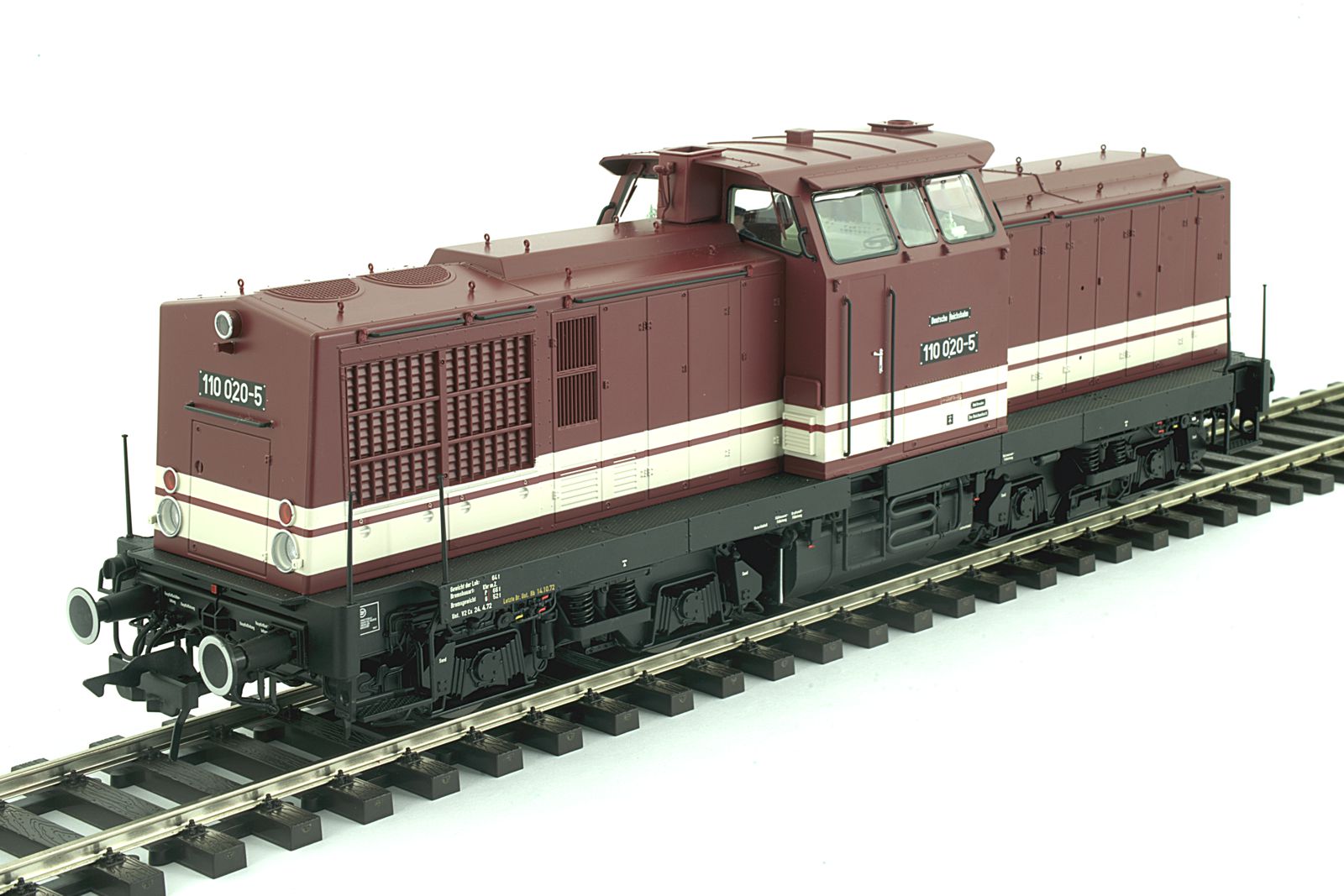 40137-10 DR Diesellok BR110 Ep. 4