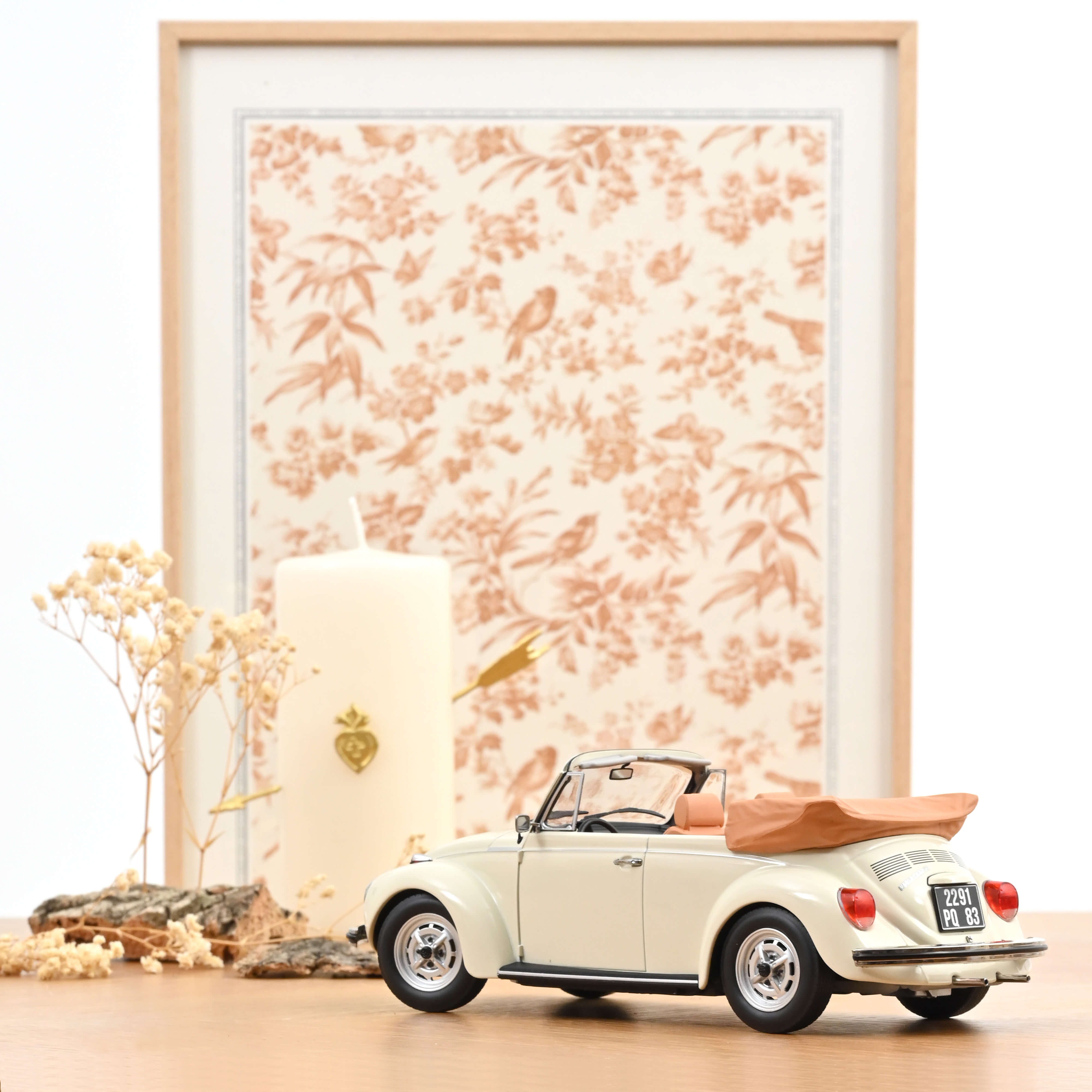 Norev 188535 VW Käfer 1303 Cabrio hell elfenbein