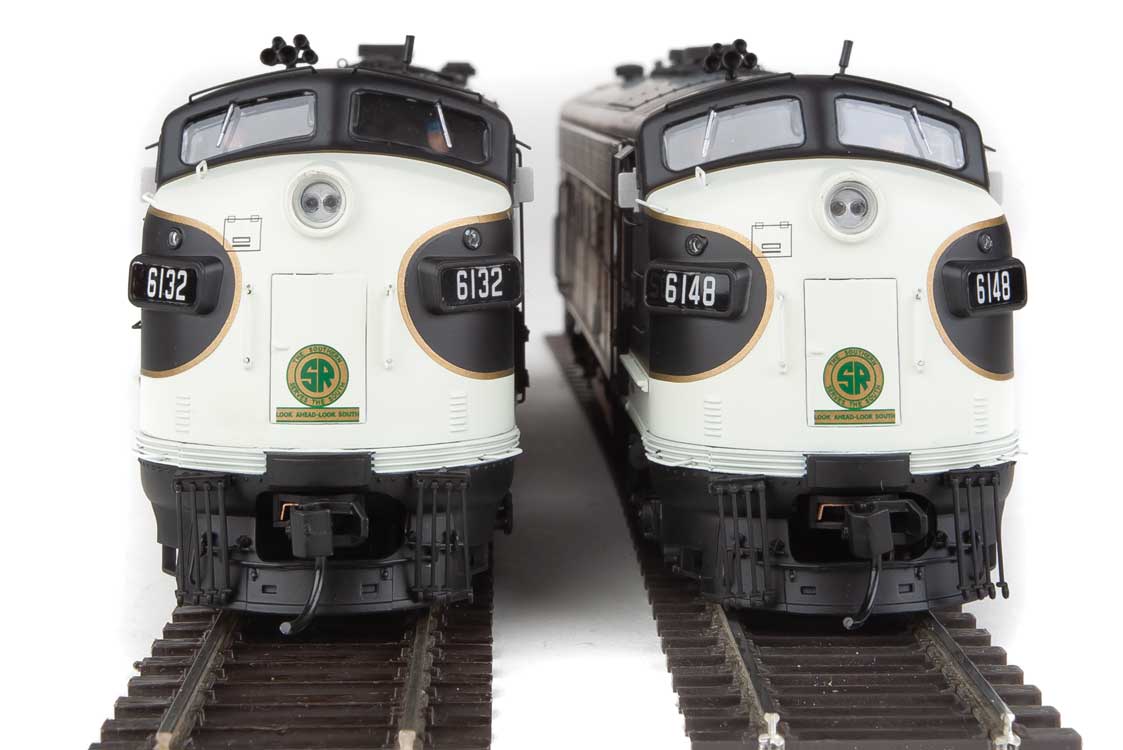 WalthersProto 49524 SOU Dieselloks FP7/FP7 #6132 6148