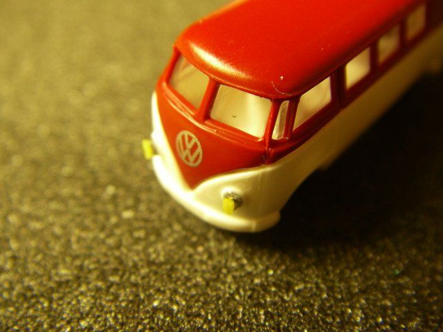 50022 VW T1 Bulli Bus mit LED Beleuchtung Spu