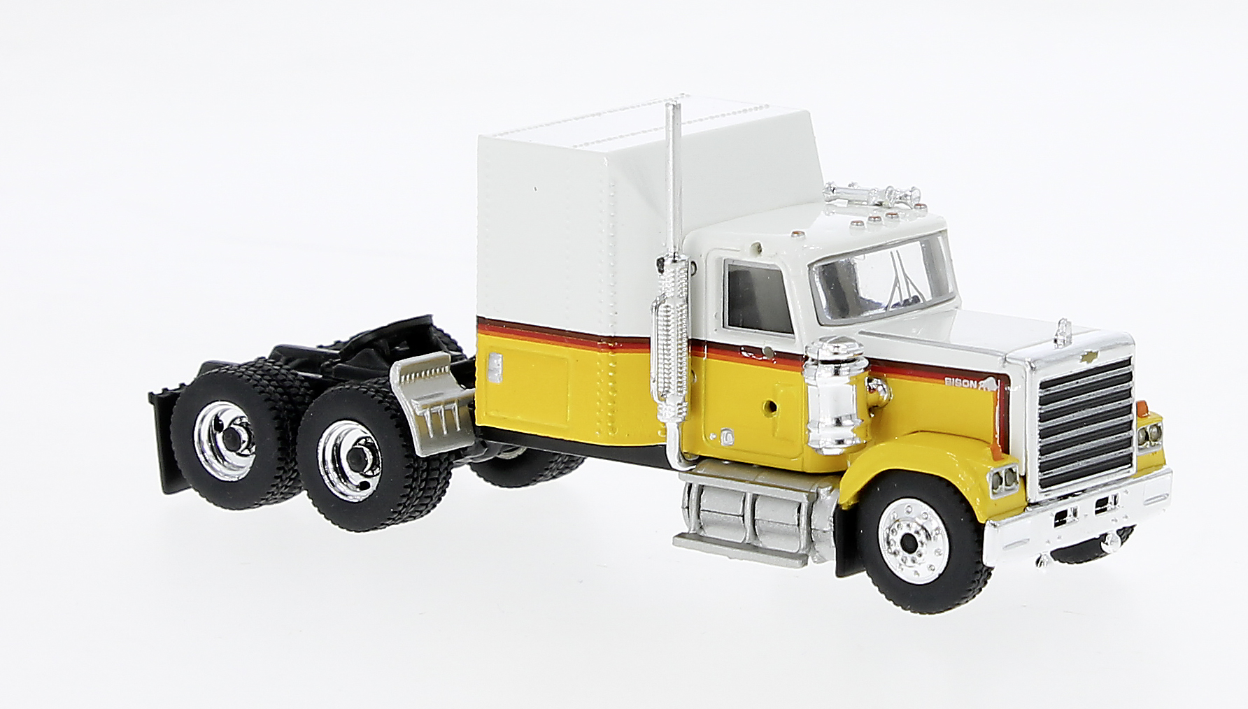 85782 Chevrolet Bison SZM (2a) weiß/gelb