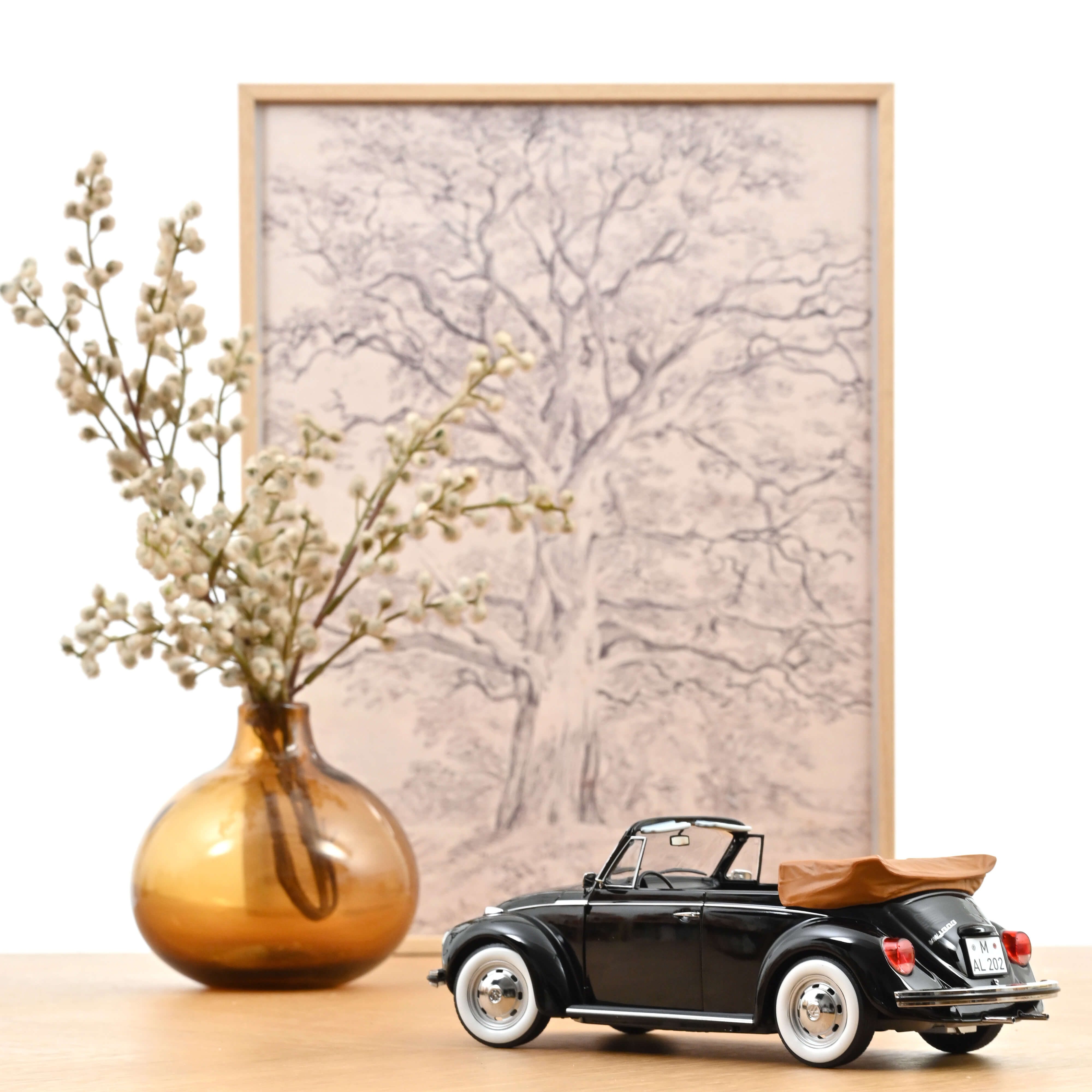 Norev 188533 VW 1303 Cabriolet schwarz