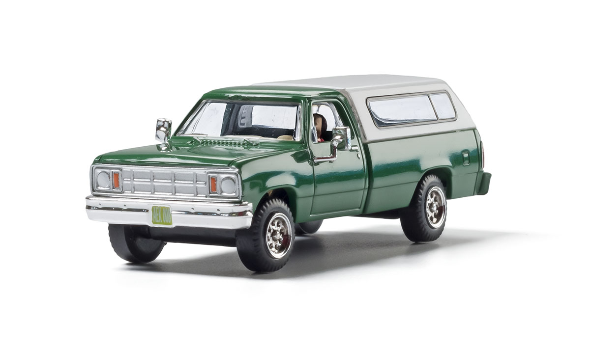 WAS5364 Dodge W200 Power Wagon & GMC Sierra
