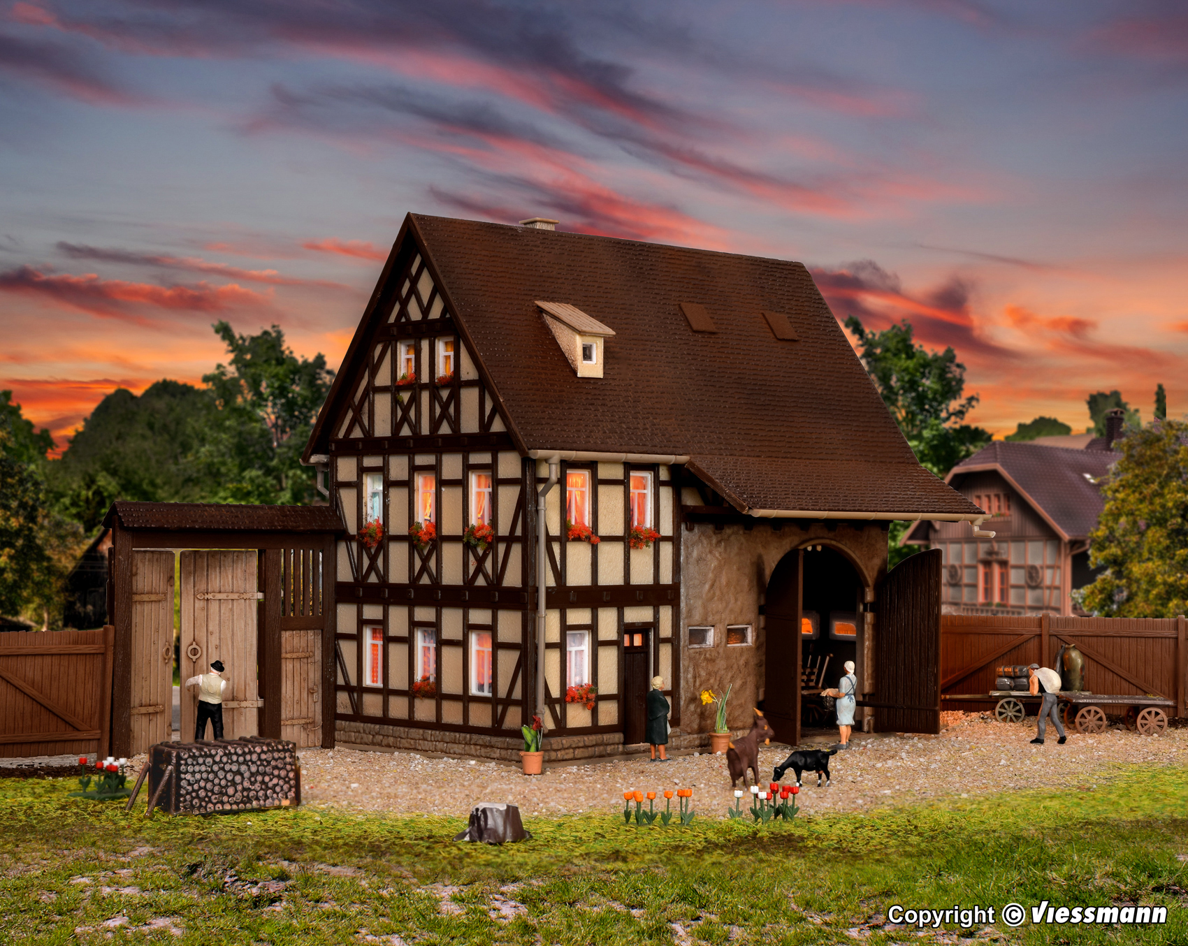 43731 Bauernhaus mit Scheune