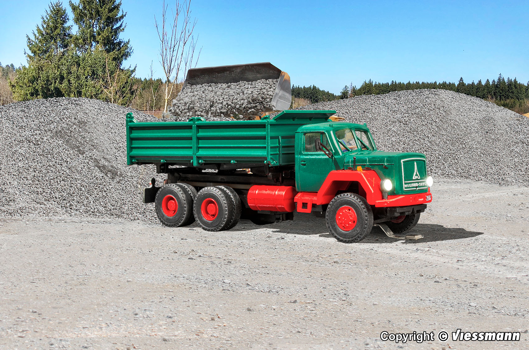 Viessmann 8002 CarMotion Basis Startset - MAGIRUS DEUTZ
