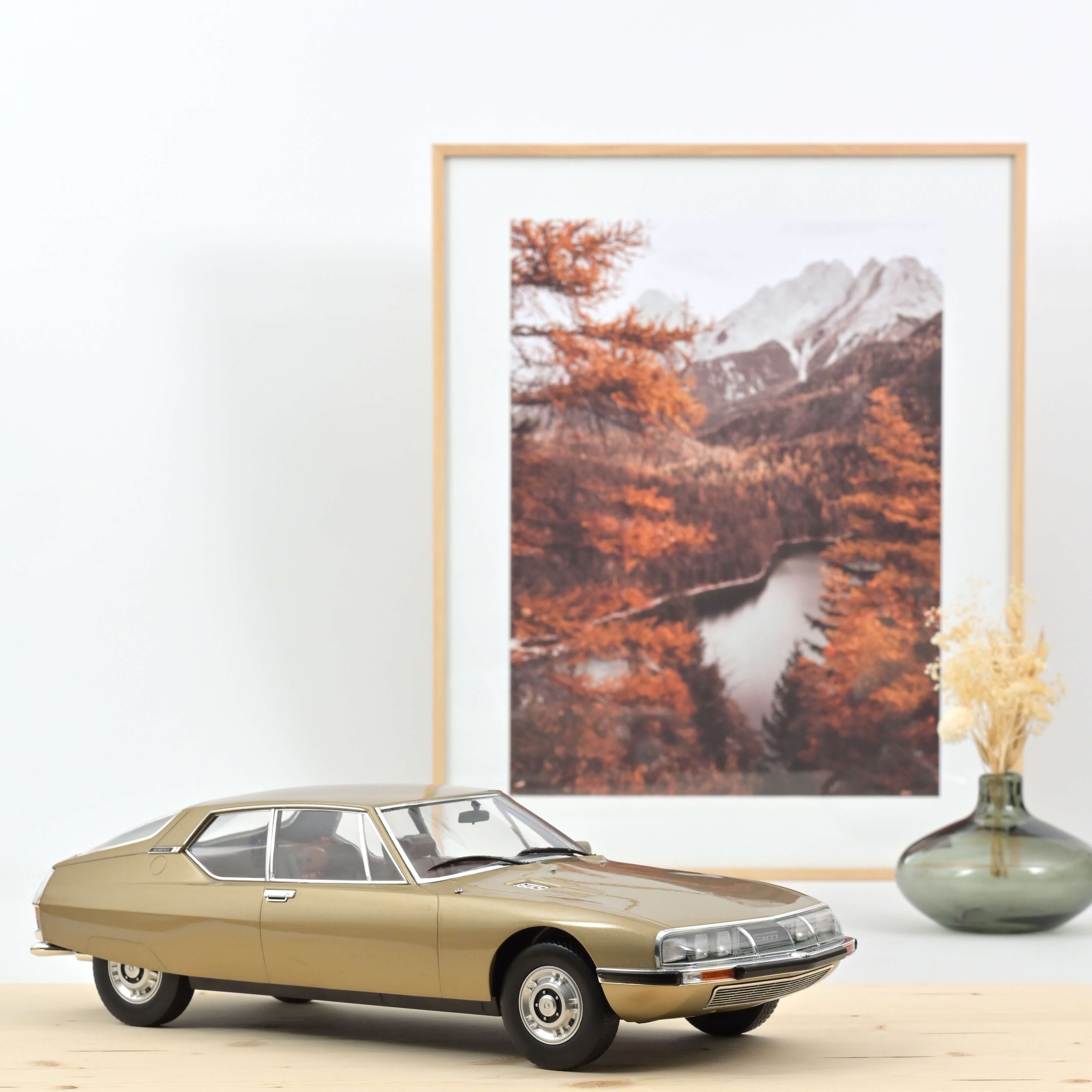 121700 Citroen SM sable-met. (1971)