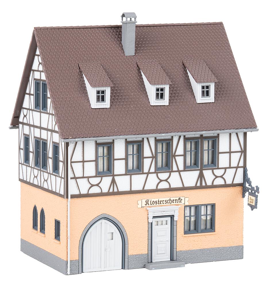 Faller 130147 Fachwerkhaus mit Wirtschaftsg