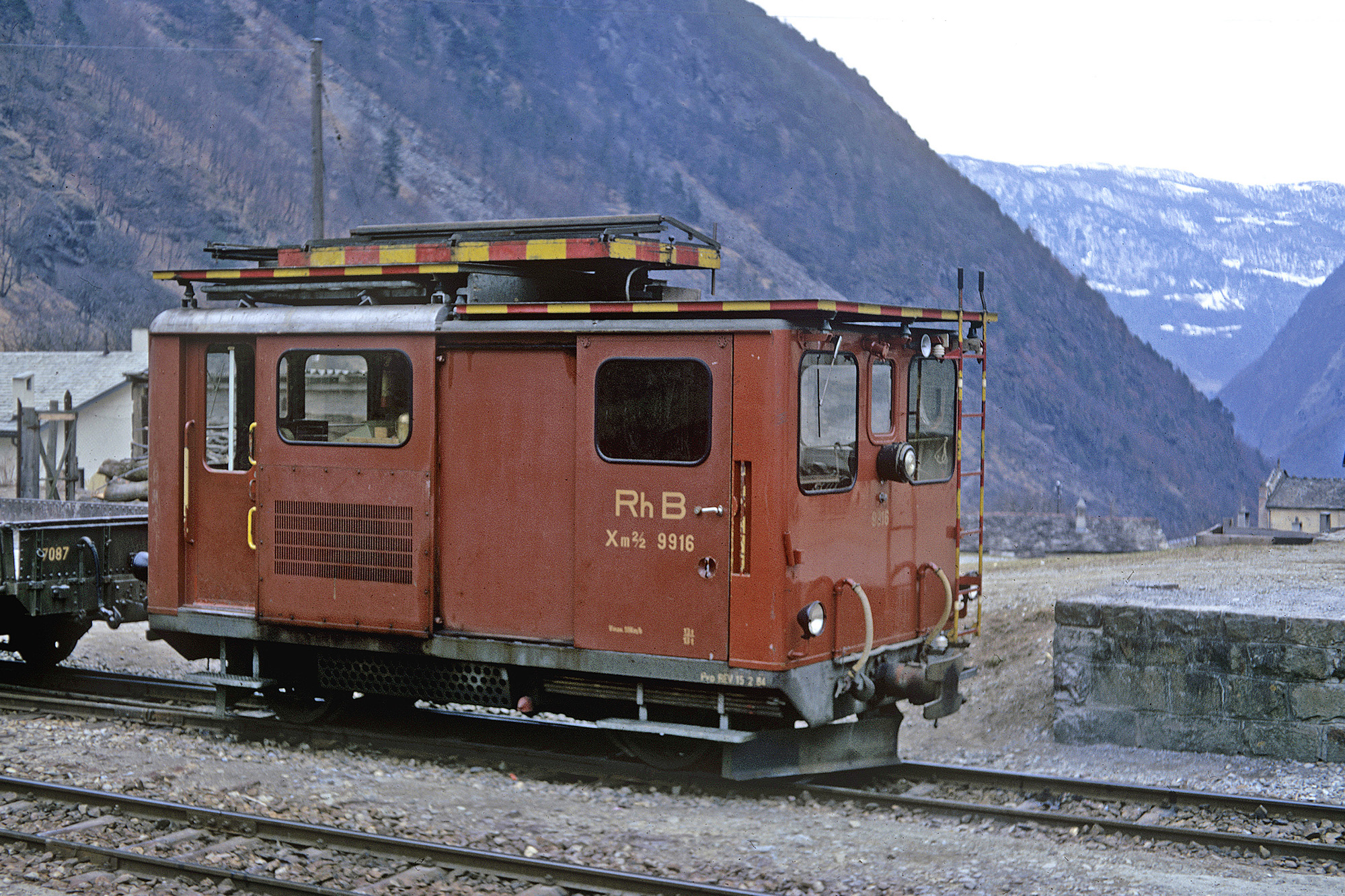1386116 RhB Xm 2/2 9916 "Jahresmodell" 2025