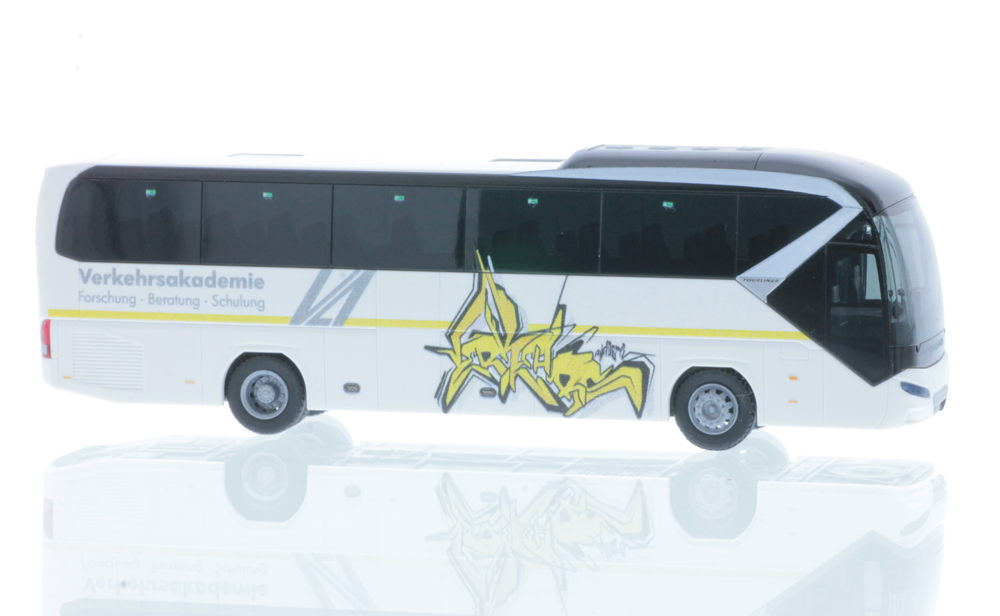 73825 Neoplan Tourliner Verkehrsakademie