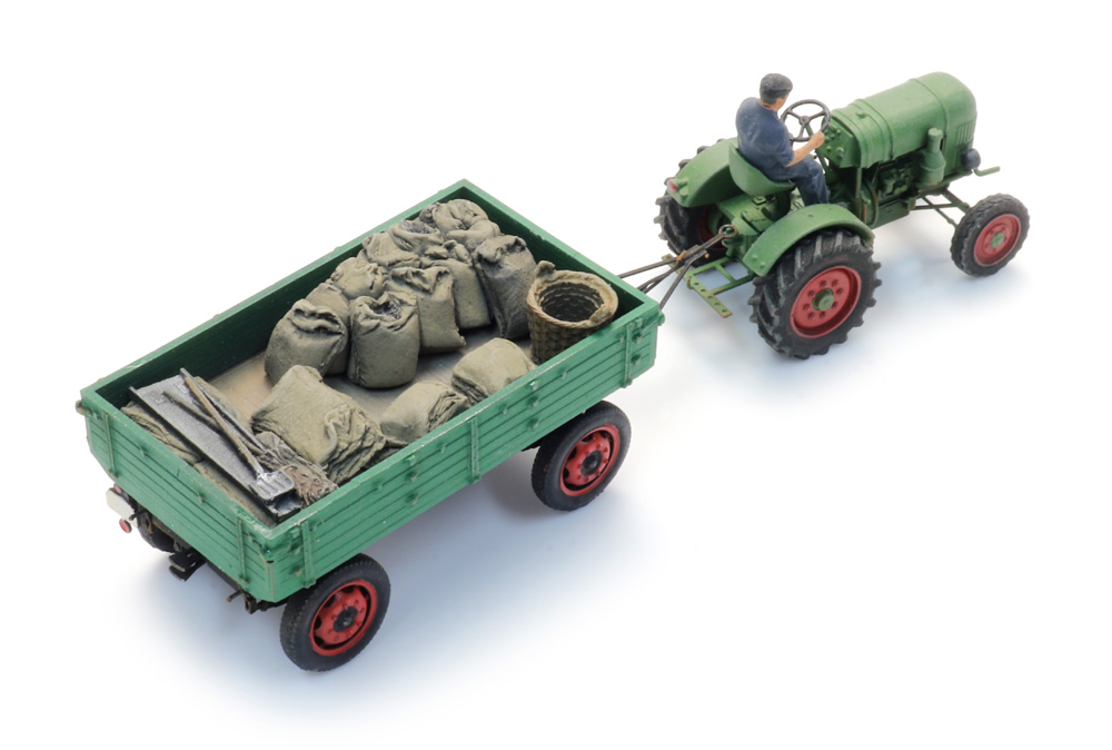 387.641 LKW-Ladung: Kohlensäcke