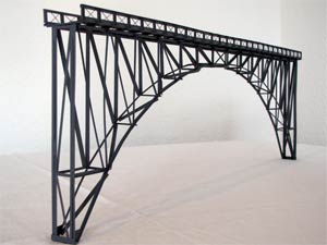 HT60 Hochbogenbrücke 60cm. grau