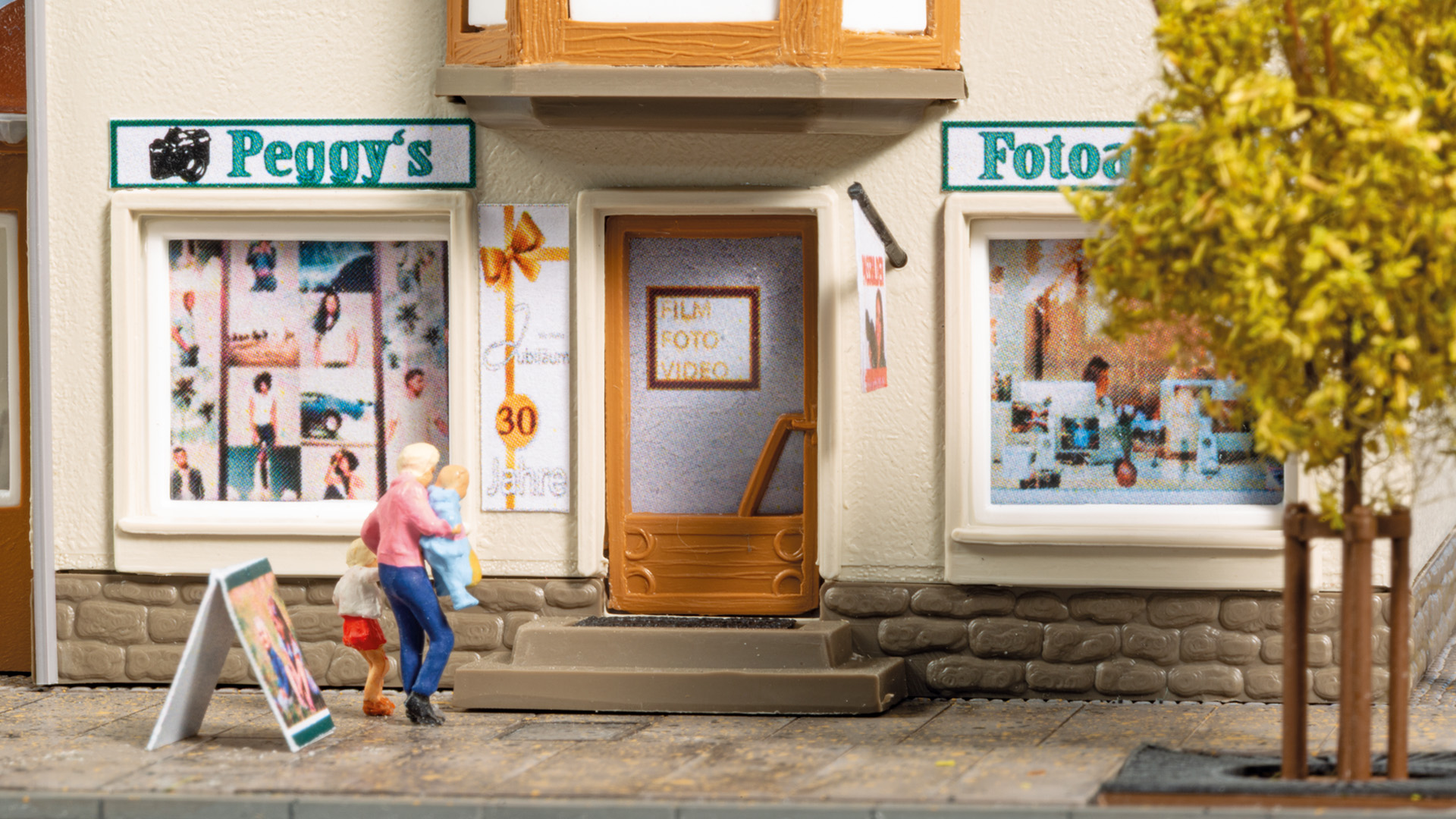 12355 Fotoatelier Peggy