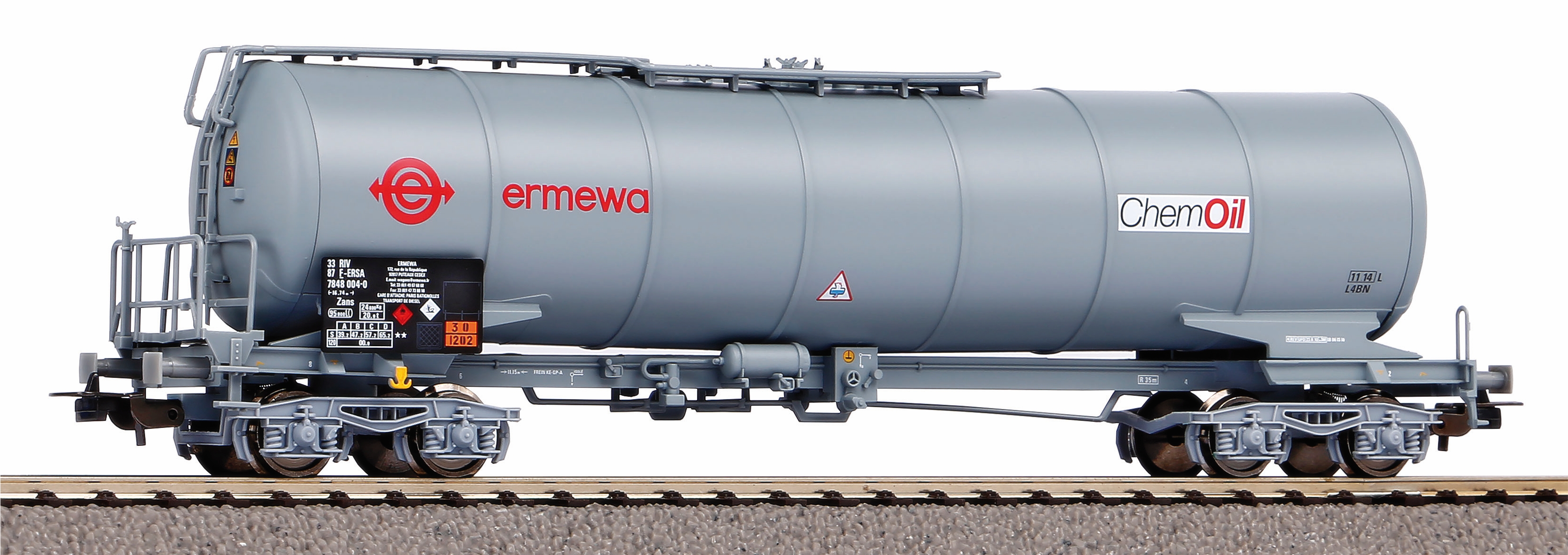 Piko 58970 ERMEWA Chemoil Knickkesselwagen 4-achs.