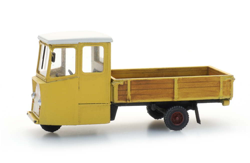 387.334 Spijkstaal Pritschenwagen